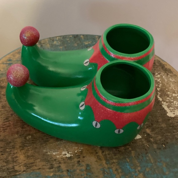Christmas Decor Elf Shoes - Picture 4 of 6